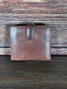 Coach Vintage French Purse Kisslock Wallet in Mahogany!